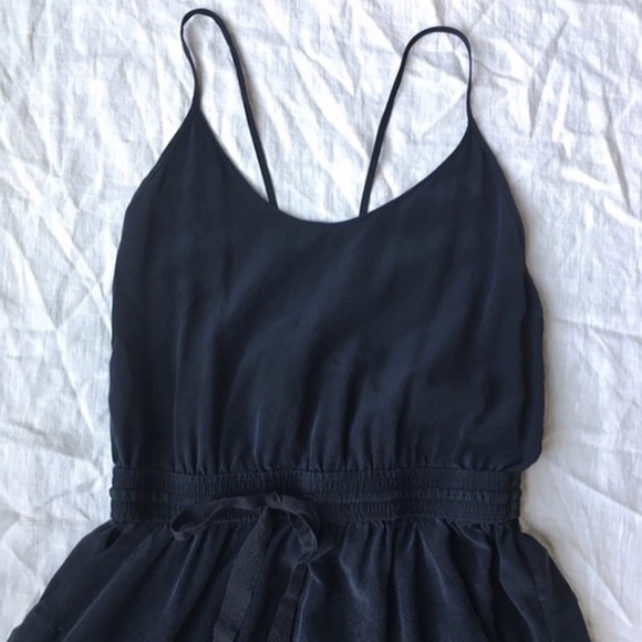 Black silk Wilfred Aritzia dress midi racerback - Picture 2 of 4